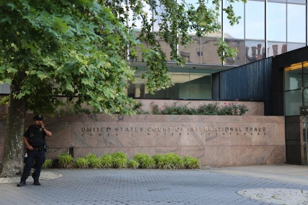 富深优配 国际观察丨政策与权力的双重争斗——特朗普政府的关税官司远未了结